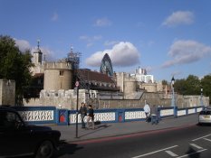 Tower of London and St Mary Axe